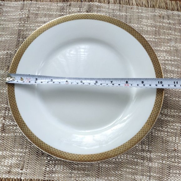 VTG Favolina 6 Gold Gilded Pattern Dinner Plates - Picture 3 of 8